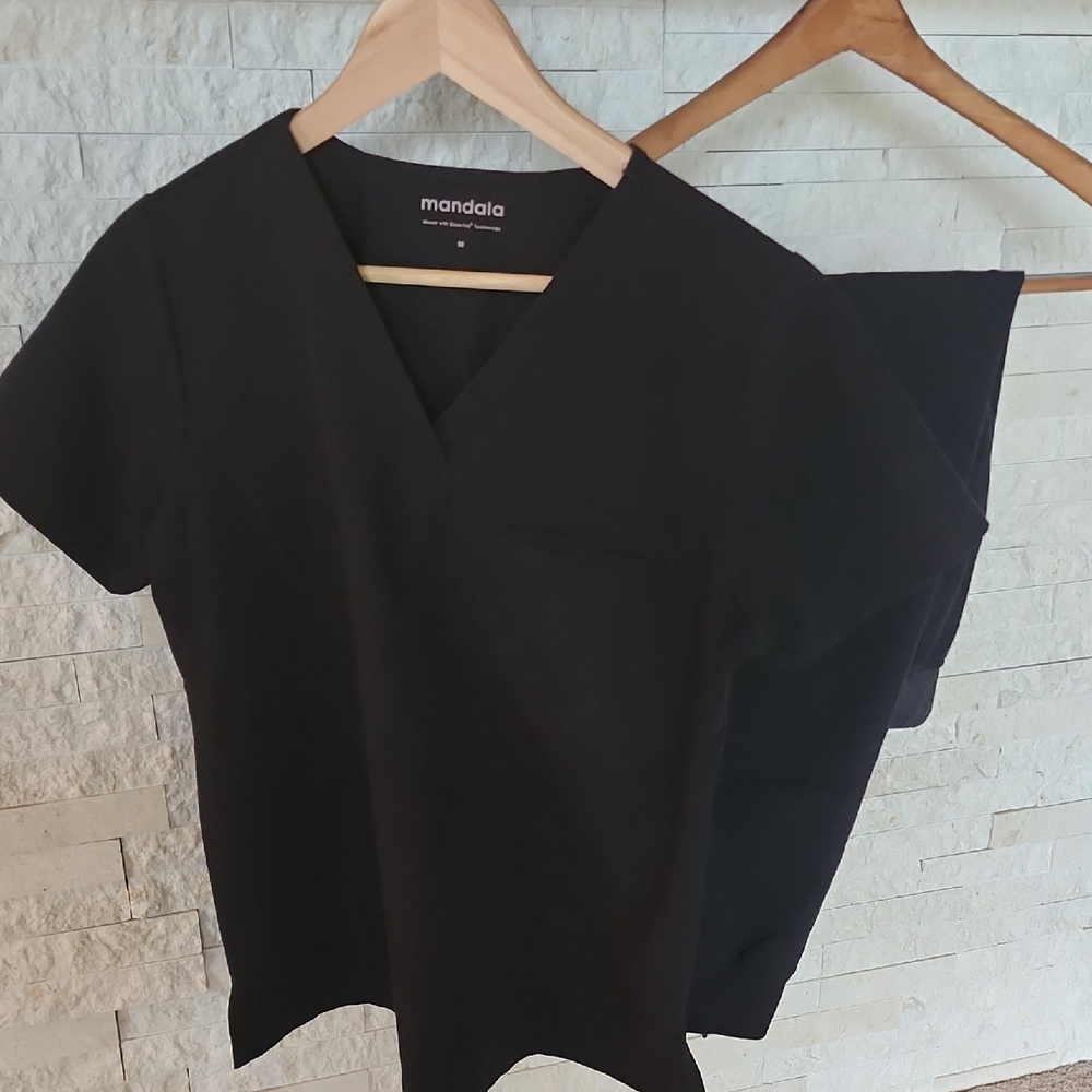 Mandala Black Scrub Set